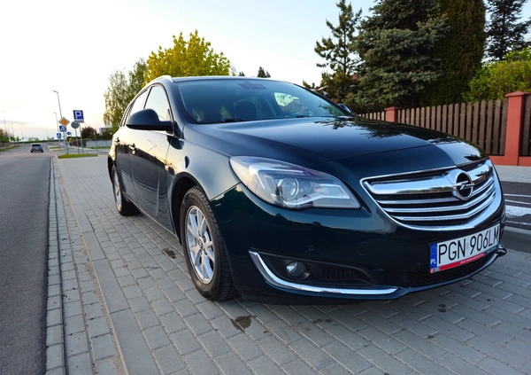 Opel Insignia cena 29900 przebieg: 253000, rok produkcji 2014 z Gniezno małe 154